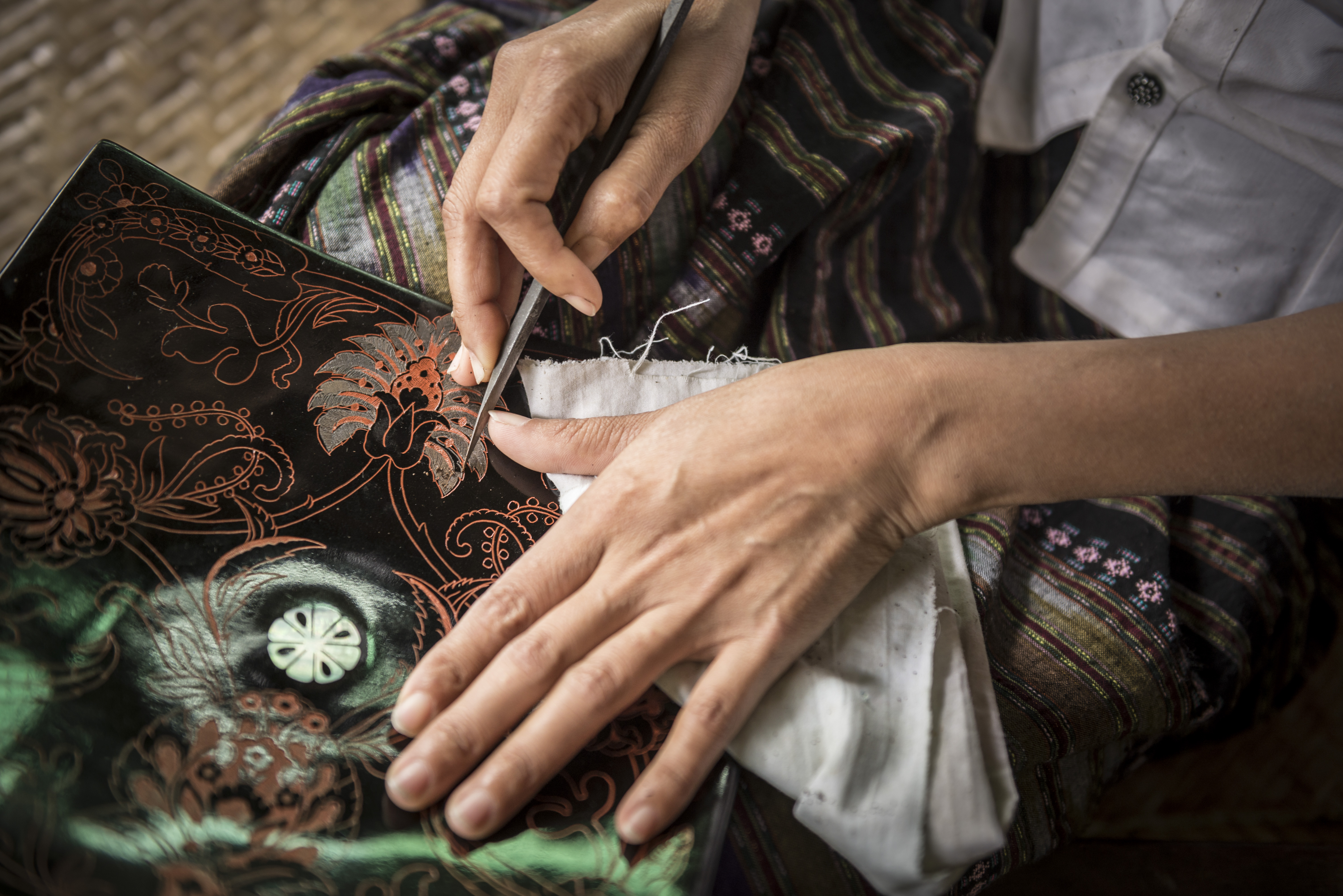 Shreni: A Digital Platform for Resilient Artisan Economies